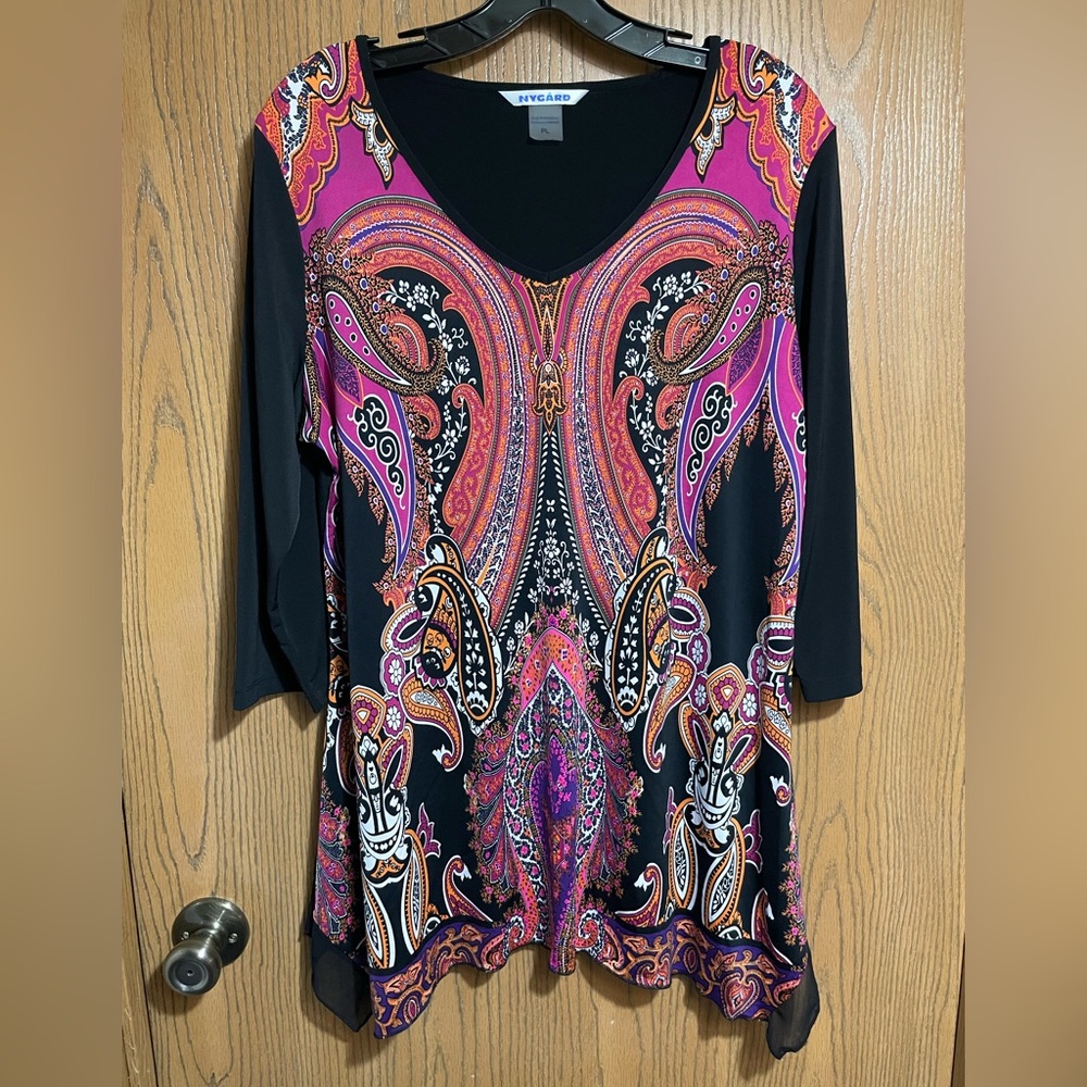 EUC Paisley Tunic with Vibrant Black and Pink Bohemian Patterns